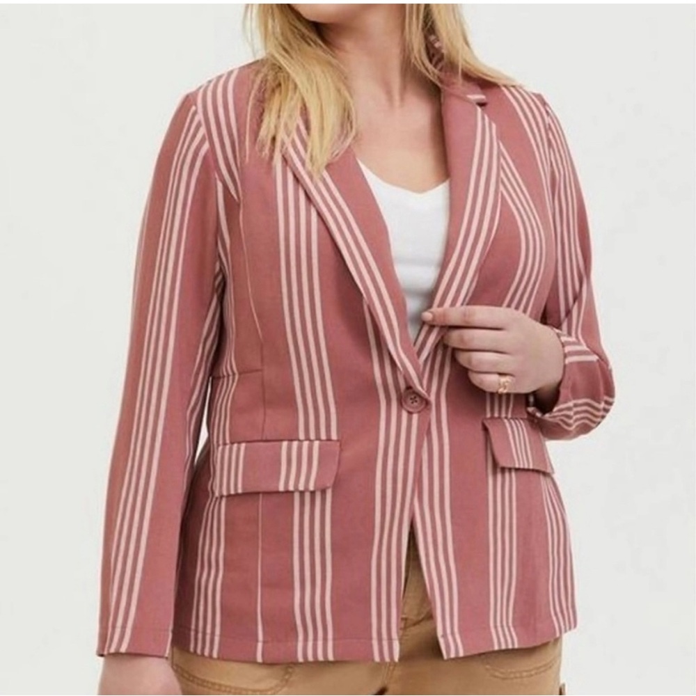 Torrid - Striped Pink boyfriend Blazer | 3x